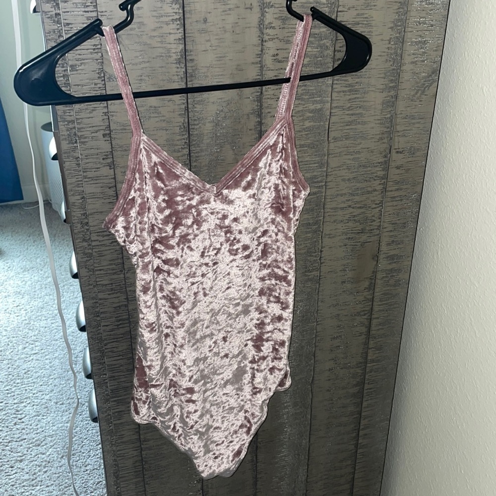 Velvet light pink body suit